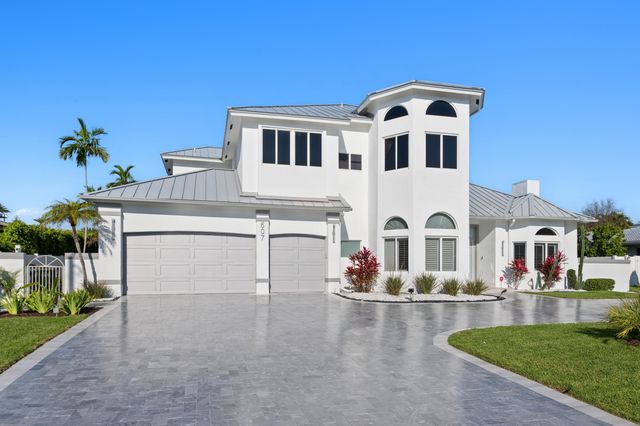 607 Intracoastal Drive, Fort Lauderdale, FL 33304