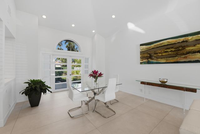 607 Intracoastal Drive, Fort Lauderdale, FL 33304