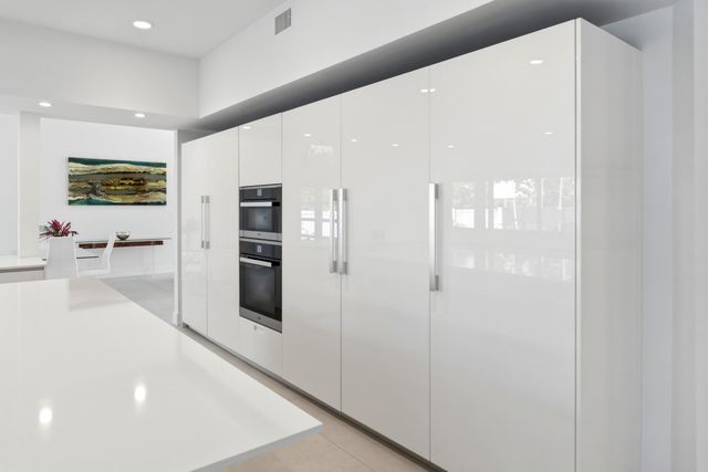 607 Intracoastal Drive, Fort Lauderdale, FL 33304