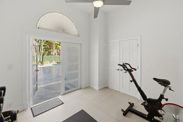 607 Intracoastal Drive, Fort Lauderdale, FL 33304