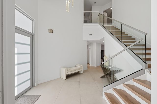 607 Intracoastal Drive, Fort Lauderdale, FL 33304