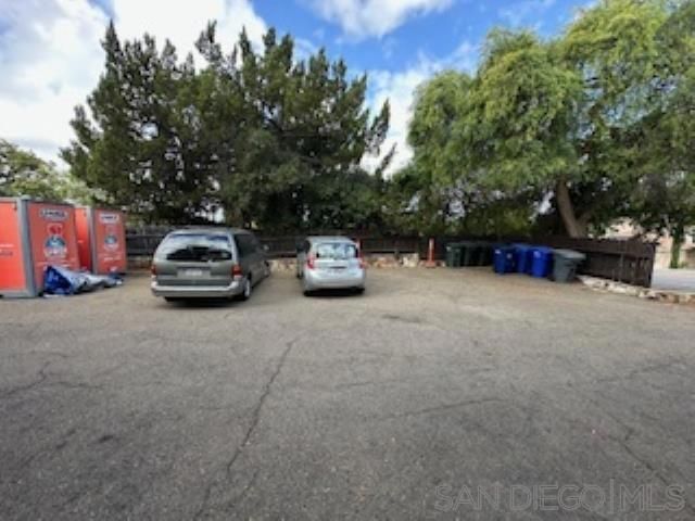 9361 Lemon Ave, La Mesa, CA 91941