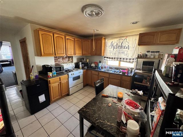 219 Lawrence Place, Paterson, NJ 07501