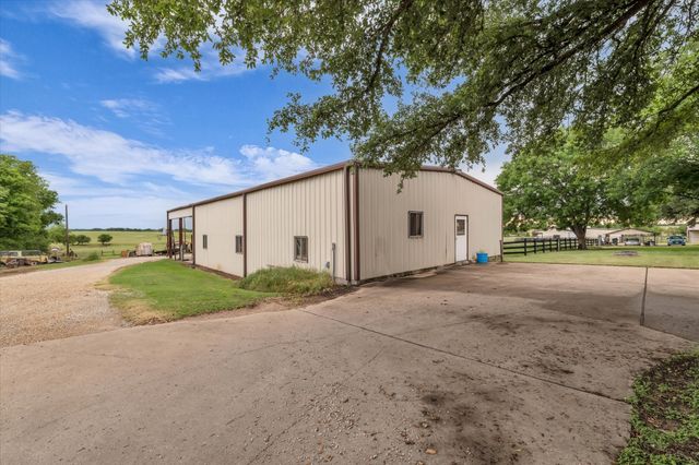 15796 Chapel Road, Lorena, TX 76655