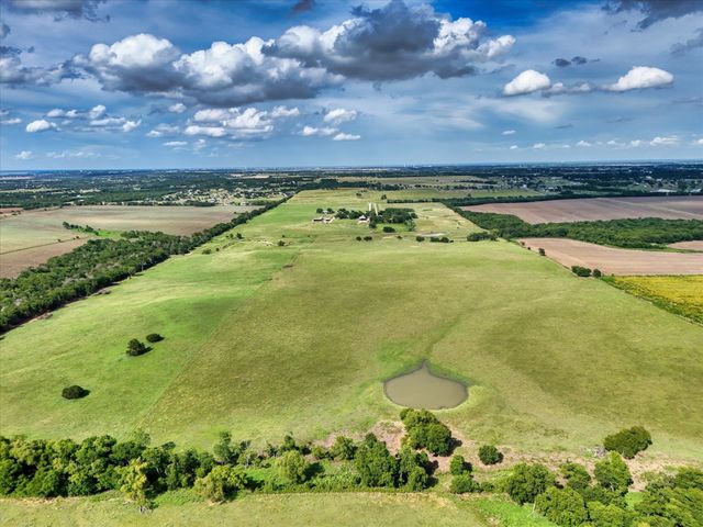 15796 Chapel Road, Lorena, TX 76655