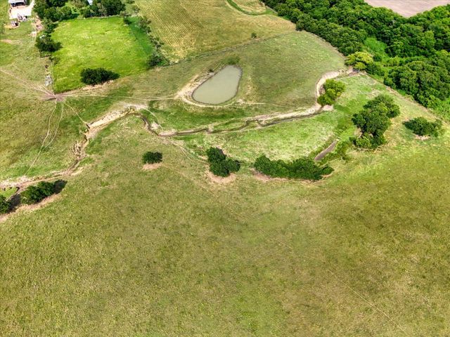 15796 Chapel Road, Lorena, TX 76655