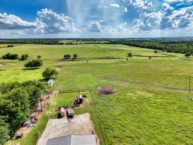 15796 Chapel Road, Lorena, TX 76655