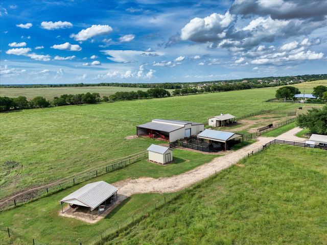 15796 Chapel Road, Lorena, TX 76655