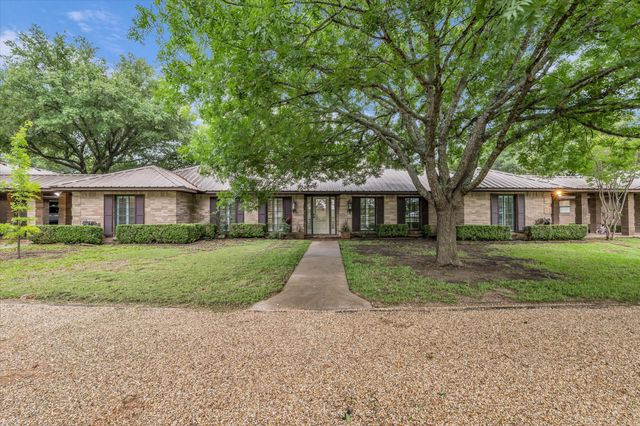 15796 Chapel Road, Lorena, TX 76655