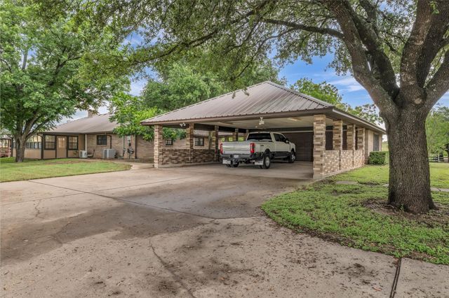 15796 Chapel Road, Lorena, TX 76655