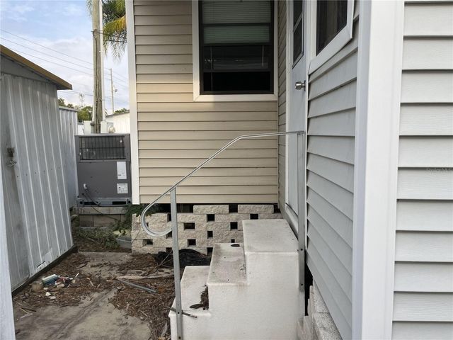 667 YAWL LANE, Palm Harbor, FL 34683