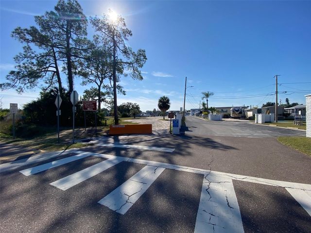 667 YAWL LANE, Palm Harbor, FL 34683