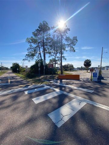 667 YAWL LANE, Palm Harbor, FL 34683