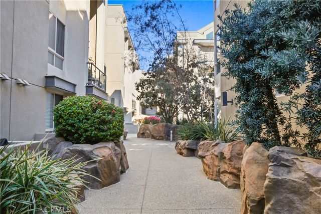 13044 Pacific, Playa Vista, CA 90094