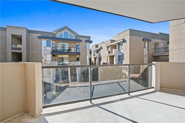 13044 Pacific, Playa Vista, CA 90094
