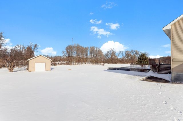 15732 100th Street SE, Becker, MN 55308