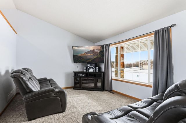 15732 100th Street SE, Becker, MN 55308