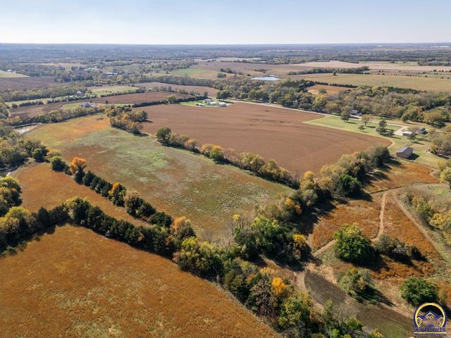 6444 SE Paulen RD, Berryton, KS 66409