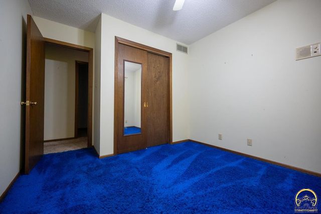 6444 SE Paulen RD, Berryton, KS 66409