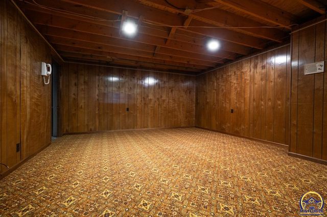 6444 SE Paulen RD, Berryton, KS 66409