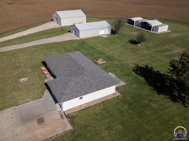 6444 SE Paulen RD, Berryton, KS 66409