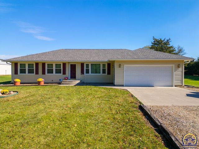 6444 SE Paulen RD, Berryton, KS 66409