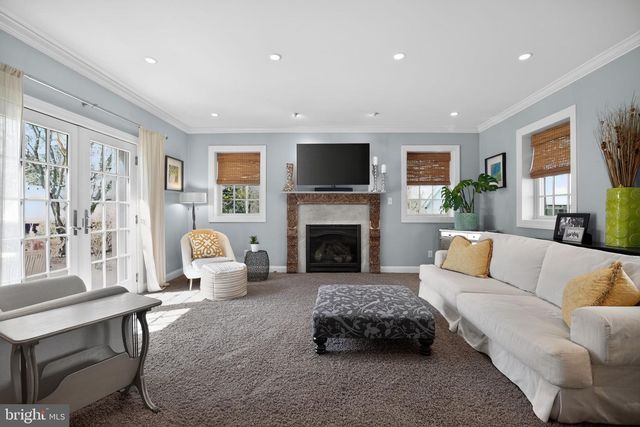 113 WAVERLY RD, Wyncote, PA 19095