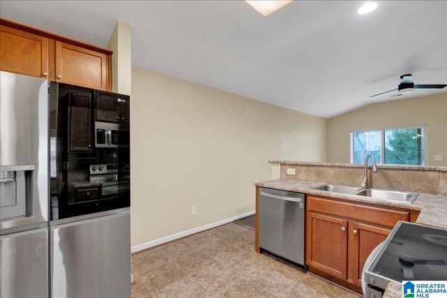 4858 WOODFORD WAY, Bessemer, AL 35022