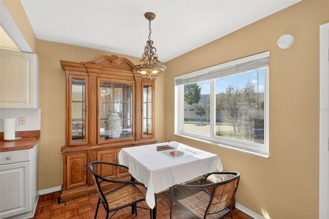 11201 80TH AVENUE N 201, Seminole, FL 33772