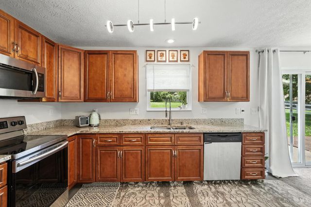 329 Ridgeview Lane, Monroe, OH 45050