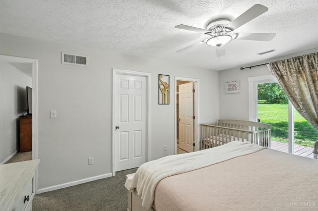 329 Ridgeview Lane, Monroe, OH 45050