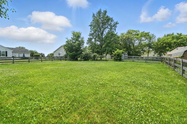 329 Ridgeview Lane, Monroe, OH 45050