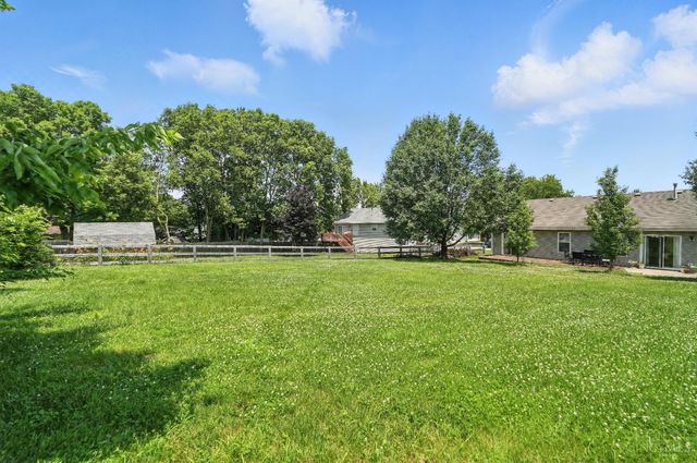 329 Ridgeview Lane, Monroe, OH 45050