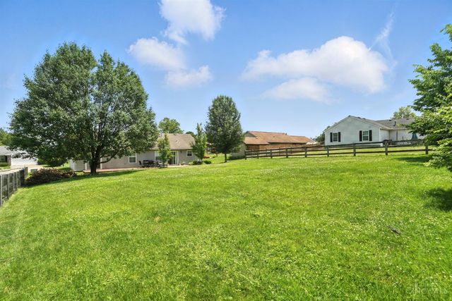 329 Ridgeview Lane, Monroe, OH 45050