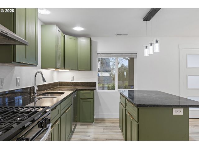 9504 Se 77TH Ave, Milwaukie, OR 97222