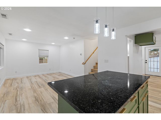 9504 Se 77TH Ave, Milwaukie, OR 97222