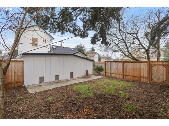 9504 Se 77TH Ave, Milwaukie, OR 97222