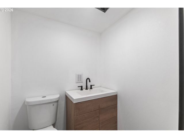 9504 Se 77TH Ave, Milwaukie, OR 97222