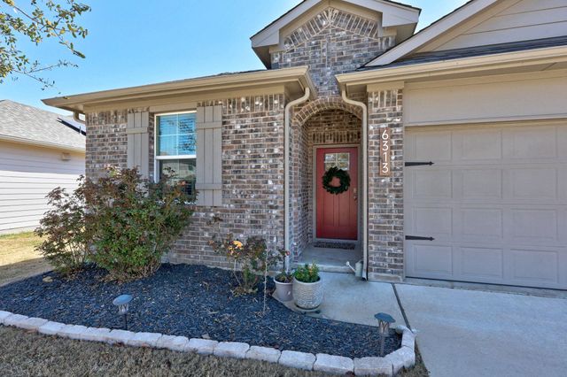 6313 Kildare DR, Georgetown, TX 78626