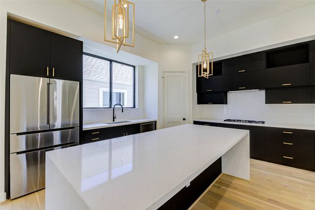 1803 Dunlavy Street, Houston, TX 77006