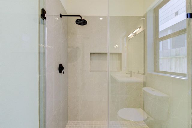 1803 Dunlavy Street, Houston, TX 77006