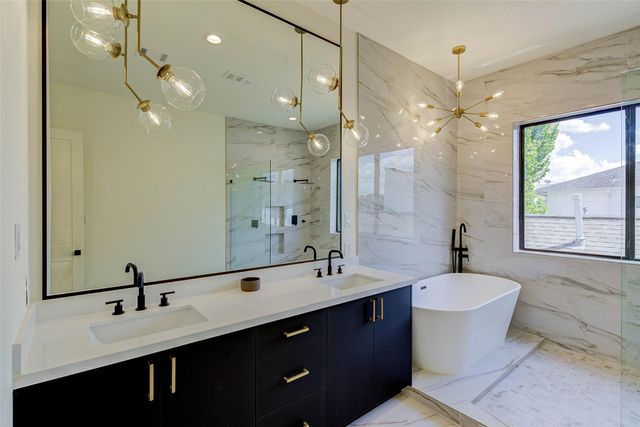 1803 Dunlavy Street, Houston, TX 77006