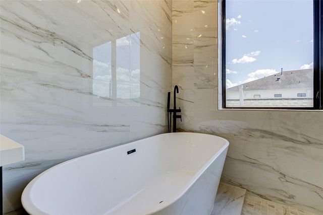 1803 Dunlavy Street, Houston, TX 77006