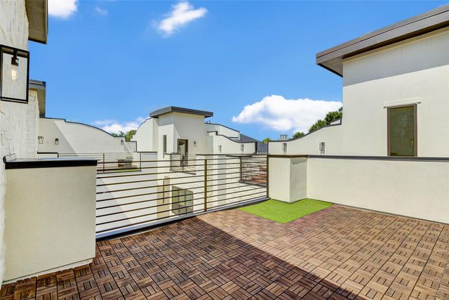 1803 Dunlavy Street, Houston, TX 77006