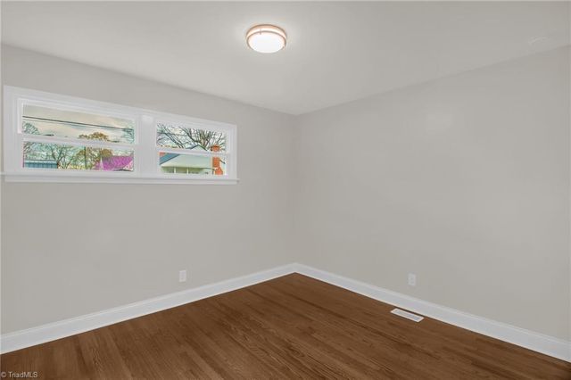 308 School Street, Lexington, NC 27292