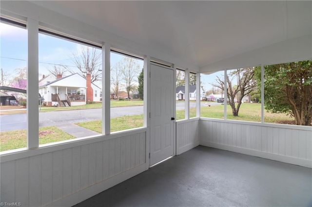 308 School Street, Lexington, NC 27292