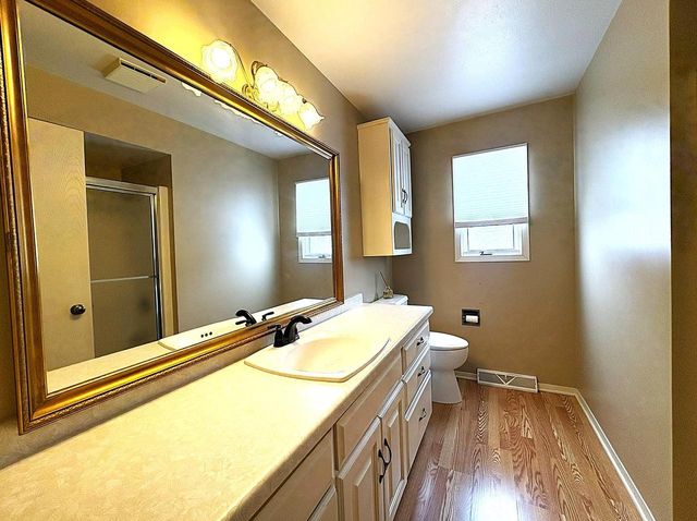 30 HERITAGE COURT, Fond Du Lac, WI 54935