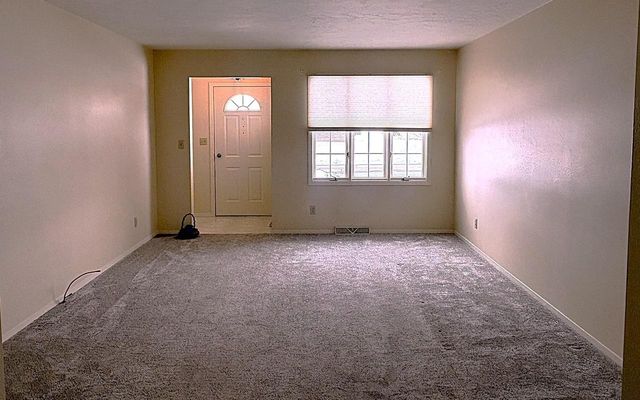 30 HERITAGE COURT, Fond Du Lac, WI 54935