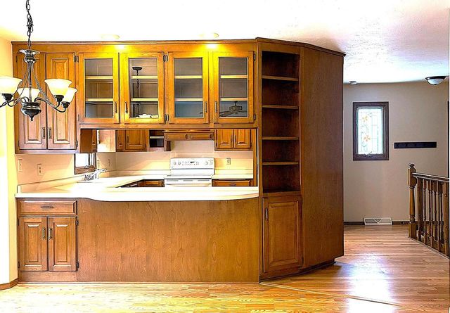 30 HERITAGE COURT, Fond Du Lac, WI 54935