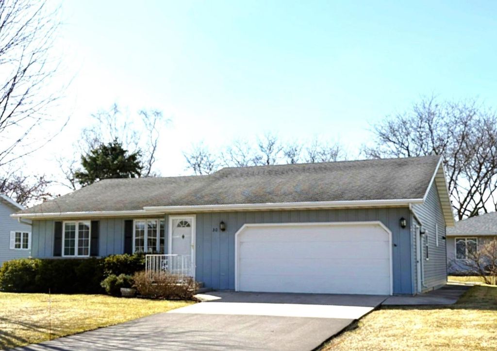 30 HERITAGE COURT, Fond Du Lac, WI 54935